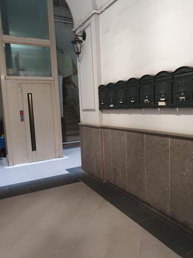 Appartamento Traversa Toledo, Intero Al Plebiscito Napoli